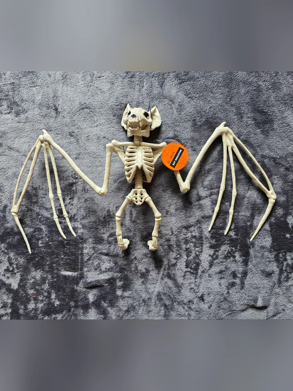 New giant Seasonal Halloween Bat Skeleton Prop Horror Animal Bones Creepy Decor